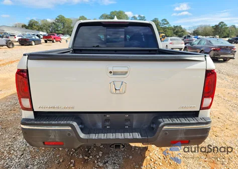 2019 Honda Ridgeline Rtl z USA, uszkodzony, nr VIN 5FPYK3F71KB014844
